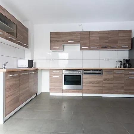 T&k 4 110qm With Balcony شقة