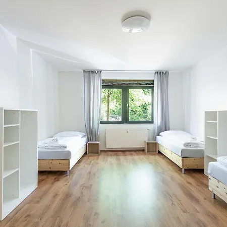 T&k 4 110qm With Balcony * Duisburg