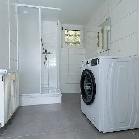 דירה T&k 4 110qm With Balcony דיסבורג