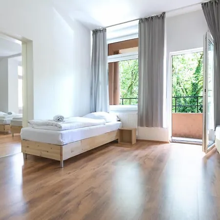 T&k 4 110qm With Balcony * דיסבורג