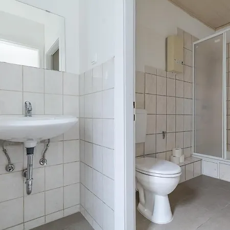 דירה T&k 4 110qm With Balcony דיסבורג
