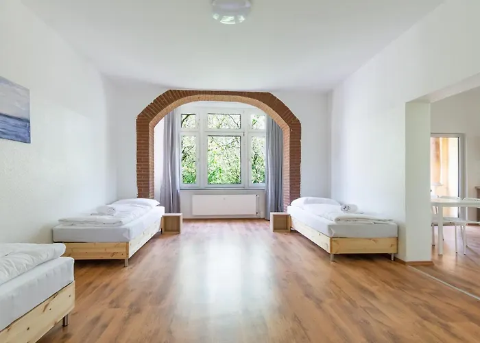 Lägenhet T&k 4 110qm With Balcony