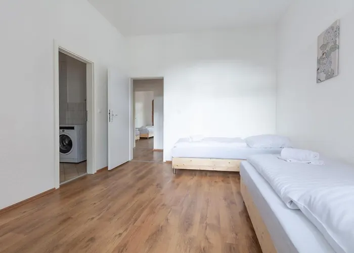 T&k 4 110qm With Balcony Дуйсбург