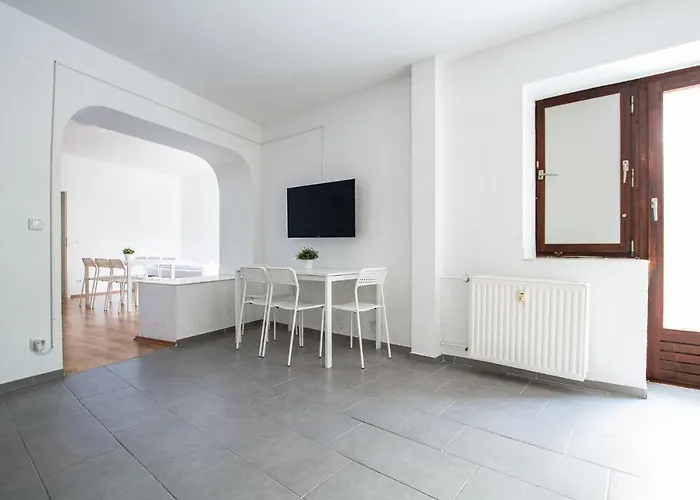 Апартаменты T&k 4 110qm With Balcony Дуйсбург